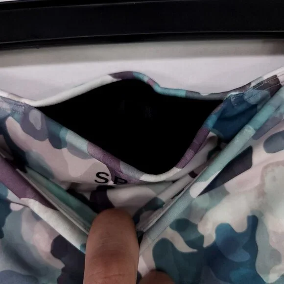 Spanx Legging Womens Small  7/8 Booty Boost Painted Camo Pink Active Yoga Pants - Picture 7 of 16